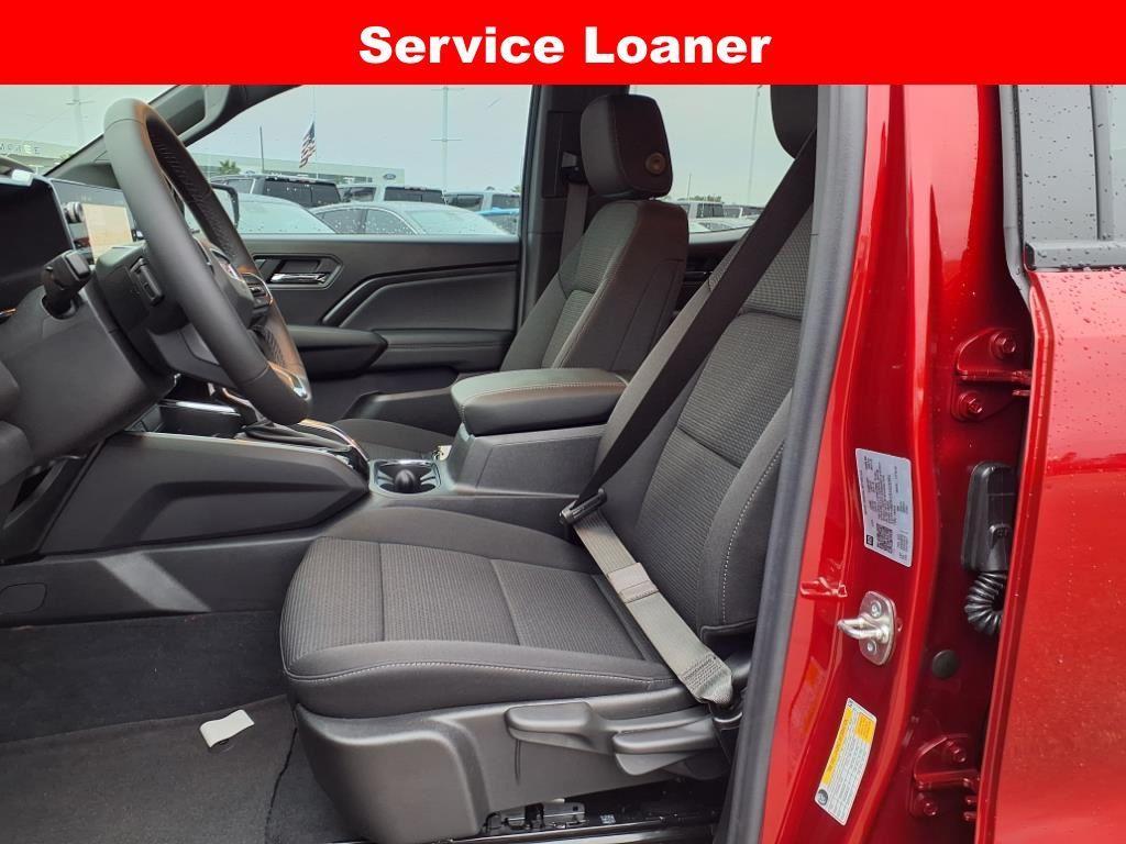 new 2025 GMC Canyon car, priced at $40,392