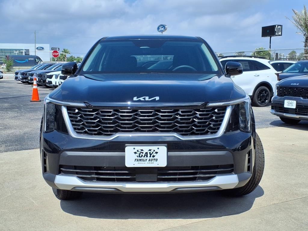new 2025 Kia Sorento car, priced at $32,020