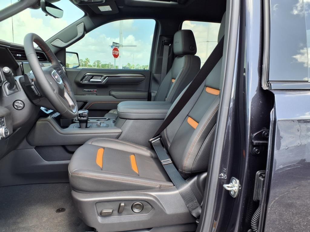 new 2025 GMC Sierra 1500 car, priced at $71,523