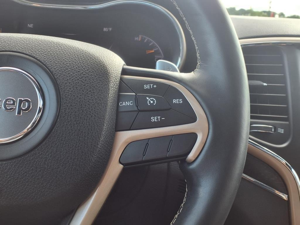 used 2017 Jeep Grand Cherokee car, priced at $13,991