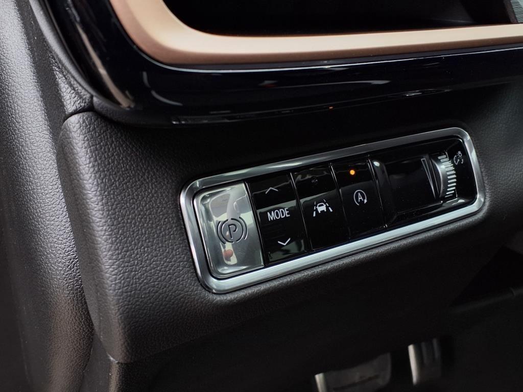 new 2025 Buick Envision car, priced at $41,728