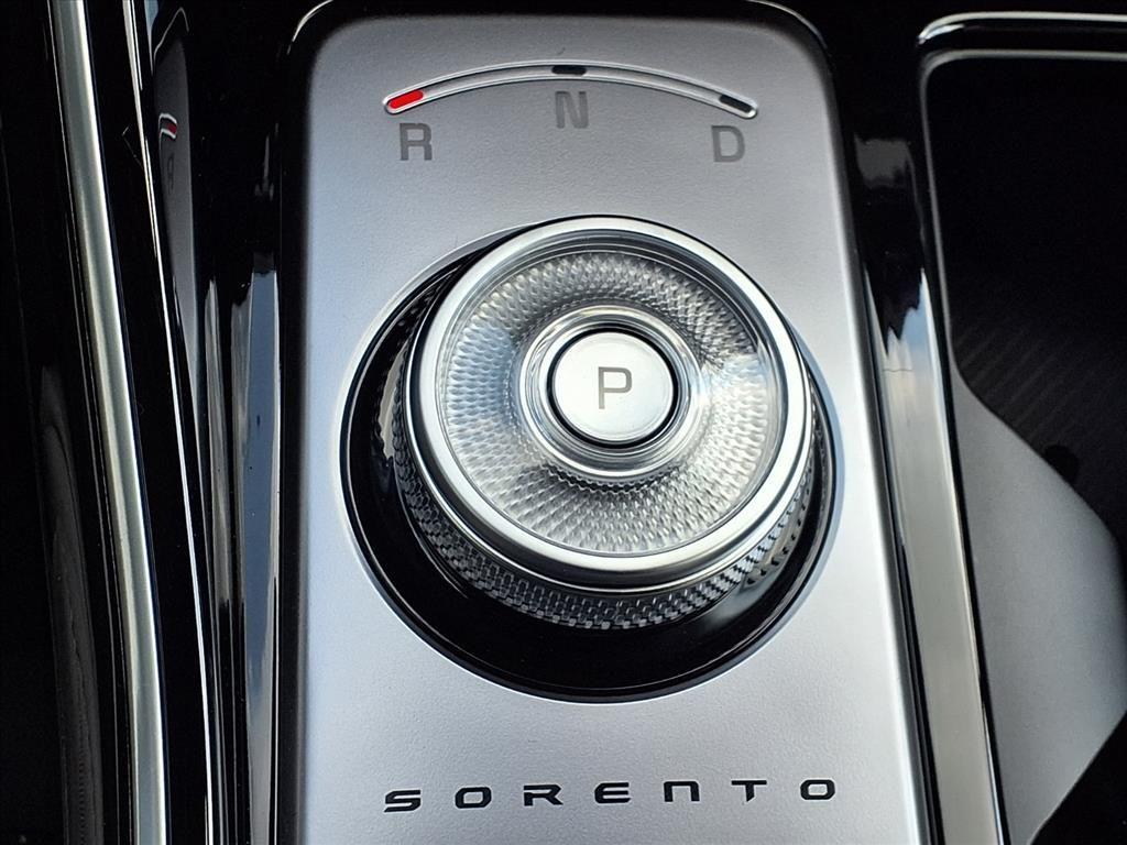 new 2025 Kia Sorento Hybrid car, priced at $46,218