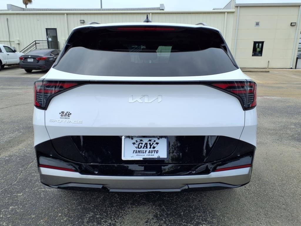 new 2026 Kia Sportage car, priced at $36,892