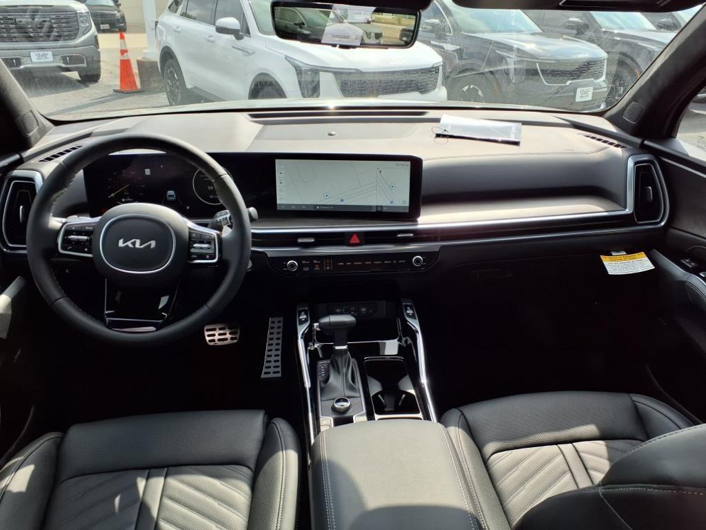 new 2025 Kia Sorento car, priced at $46,061