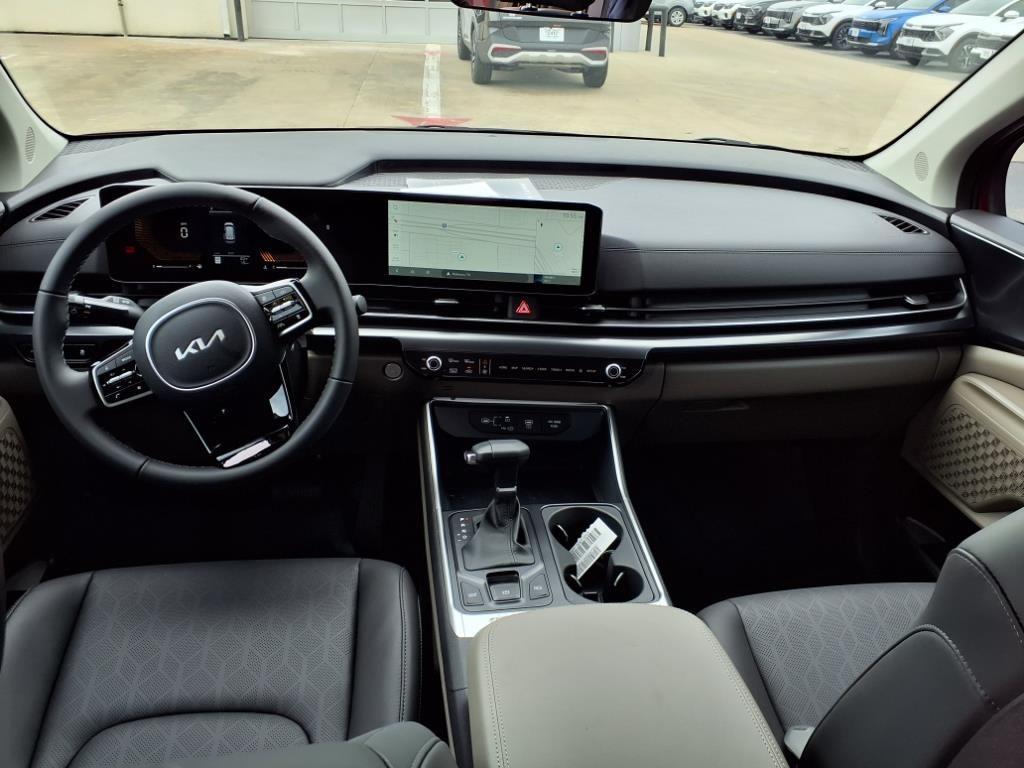 new 2025 Kia Carnival car, priced at $40,575