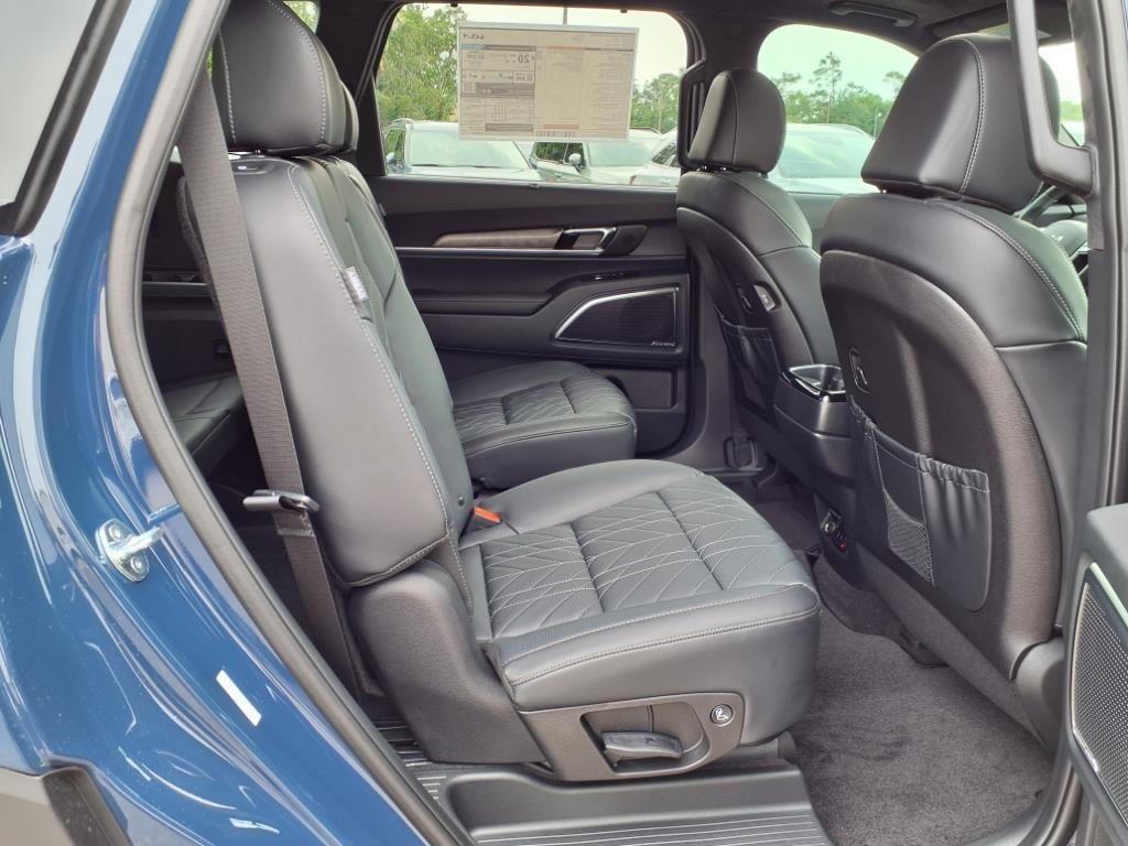 new 2025 Kia Telluride car, priced at $53,895