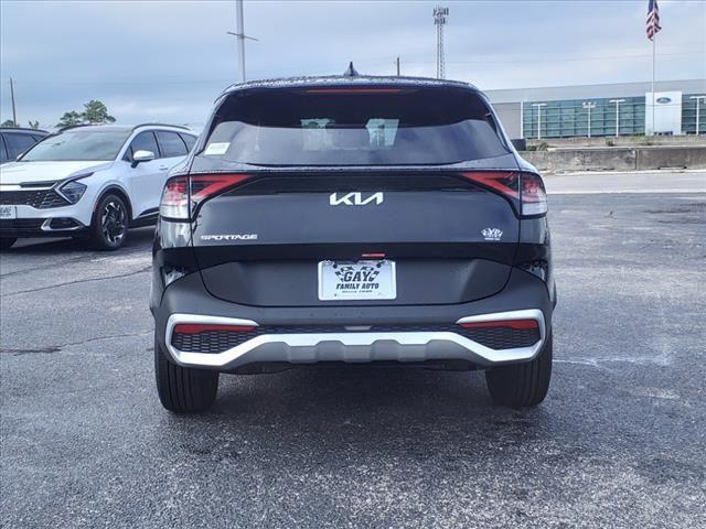 new 2025 Kia Sportage car, priced at $29,678