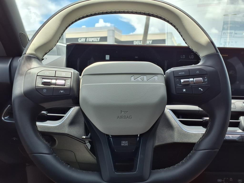 new 2025 Kia K4 car, priced at $24,902