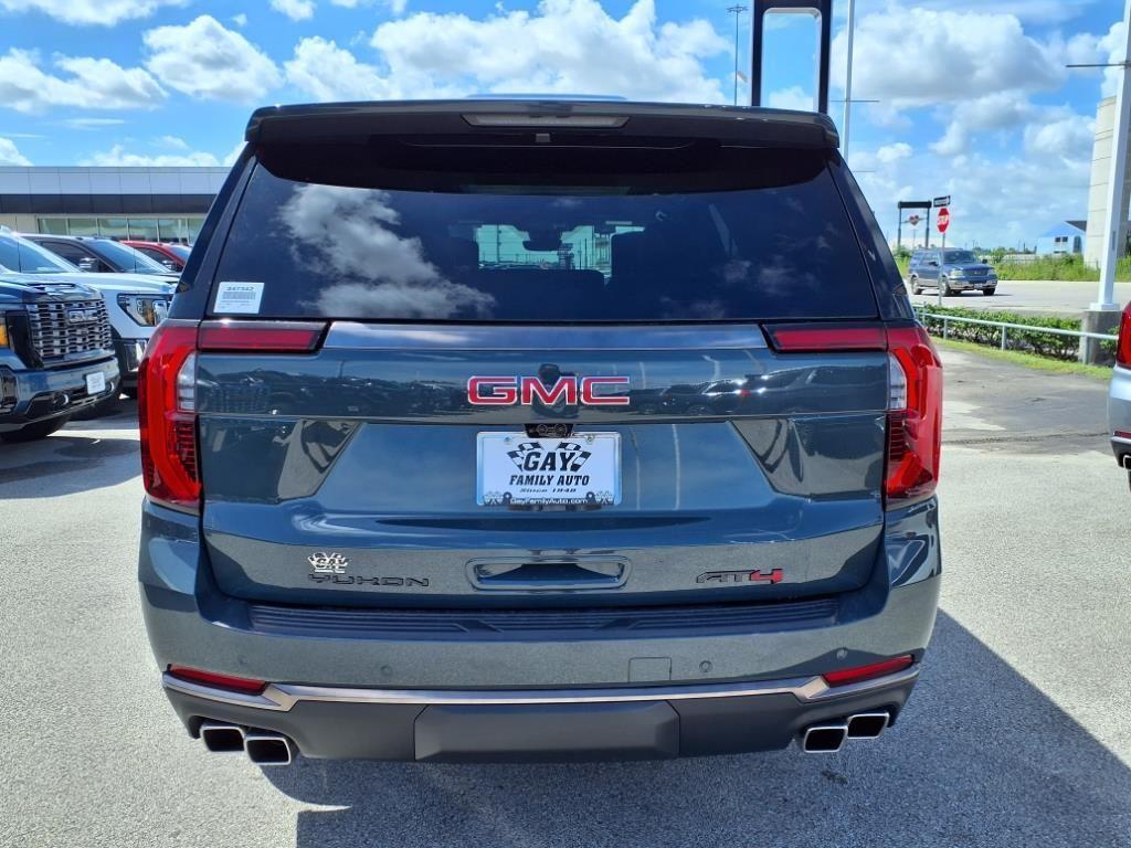 new 2025 GMC Yukon car, priced at $102,184