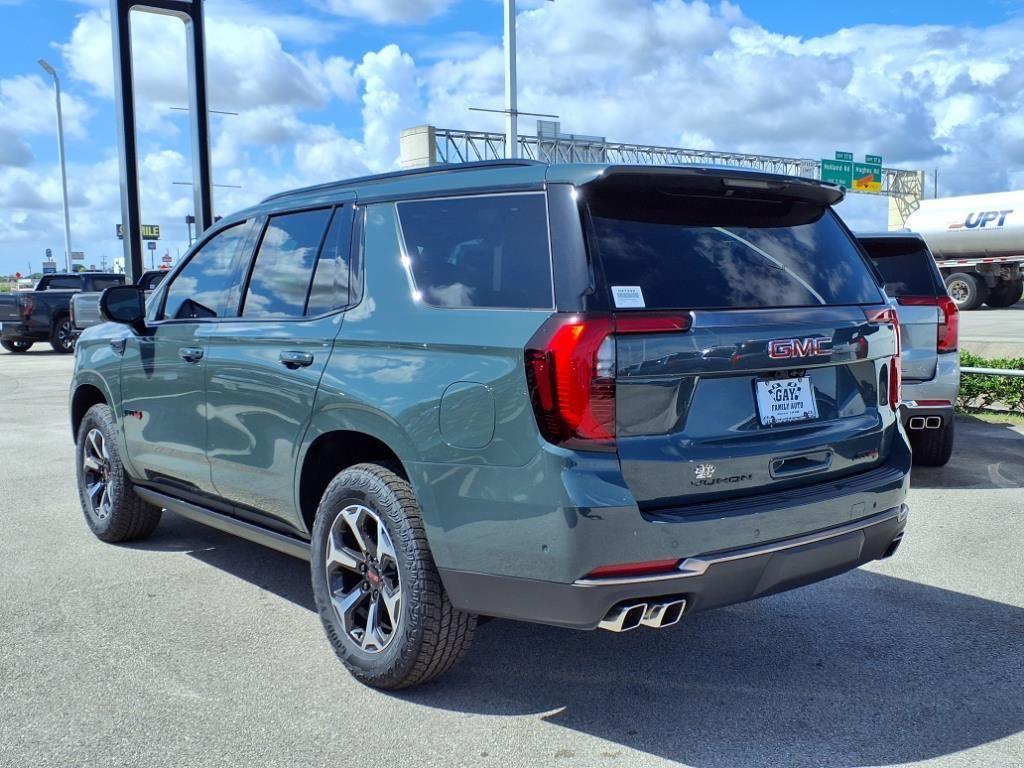 new 2025 GMC Yukon car, priced at $102,184