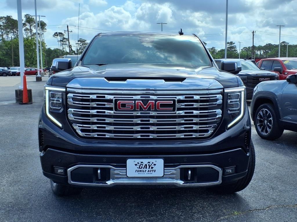 new 2025 GMC Sierra 1500 car, priced at $68,710