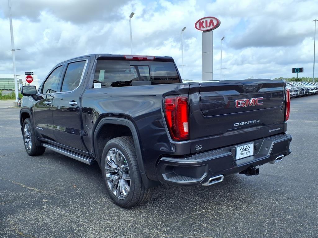 new 2025 GMC Sierra 1500 car, priced at $68,710
