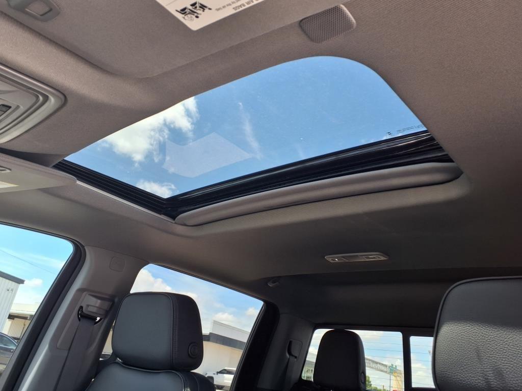 new 2025 GMC Sierra 2500 car, priced at $89,749