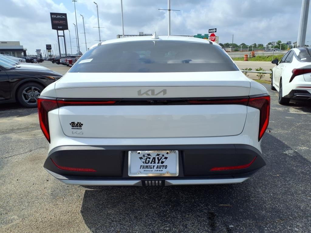 new 2025 Kia K4 car, priced at $23,332