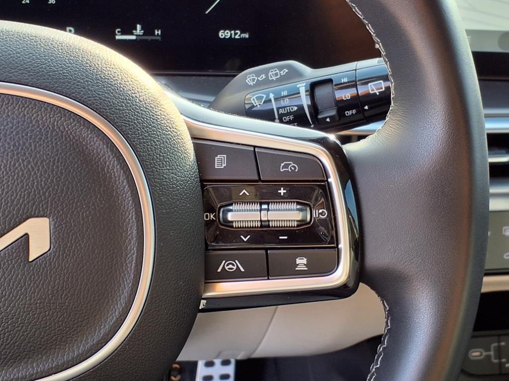 used 2024 Kia Sorento car, priced at $36,991