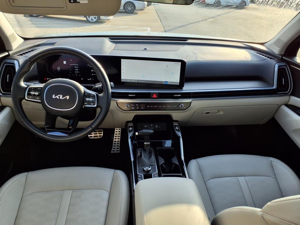 used 2024 Kia Sorento car, priced at $36,991