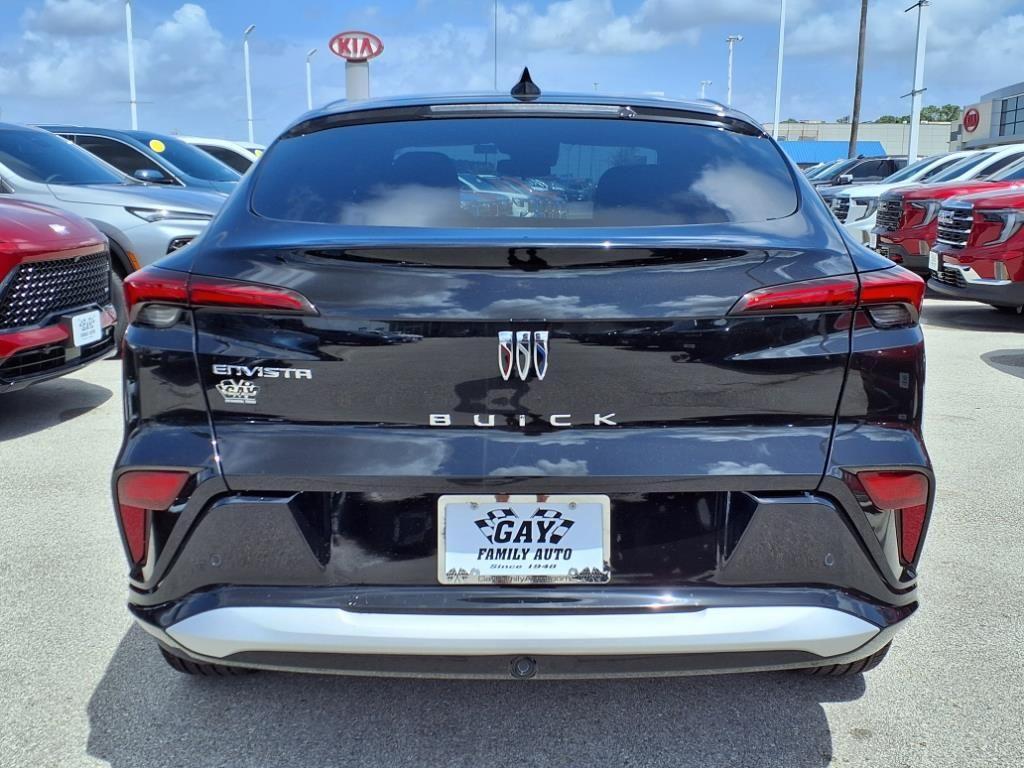 new 2025 Buick Envista car, priced at $29,970