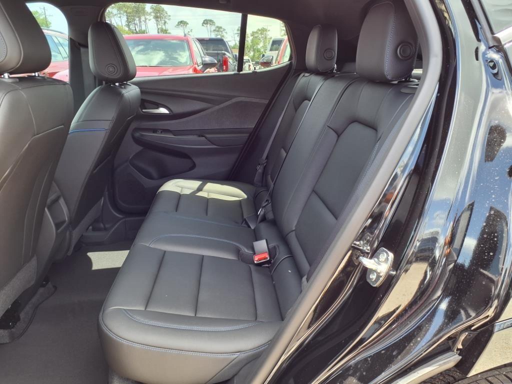 new 2025 Buick Envista car, priced at $29,970