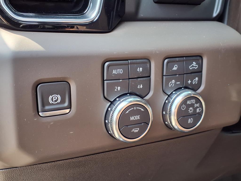 new 2025 GMC Sierra 1500 car, priced at $65,273