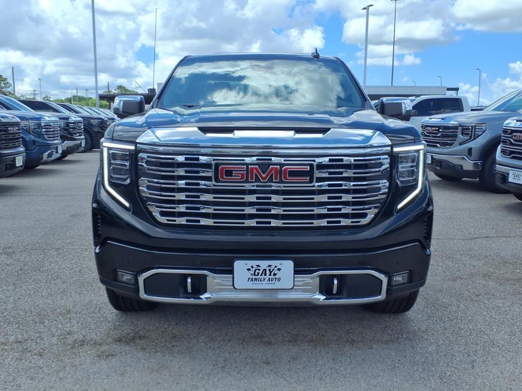 new 2025 GMC Sierra 1500 car, priced at $69,423