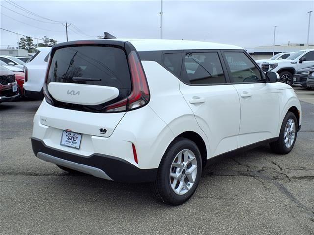 new 2025 Kia Soul car, priced at $21,664