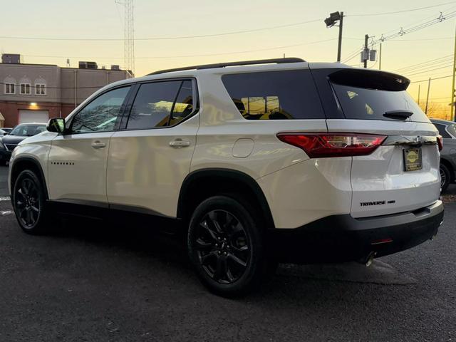 used 2021 Chevrolet Traverse car, priced at $26,895