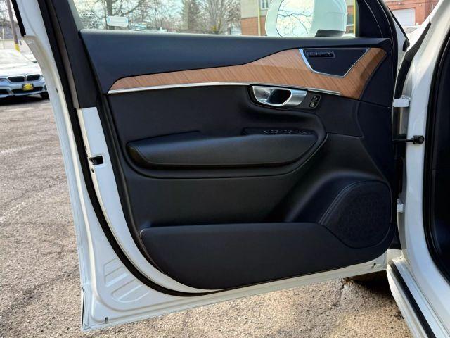 used 2022 Volvo XC90 car, priced at $31,995