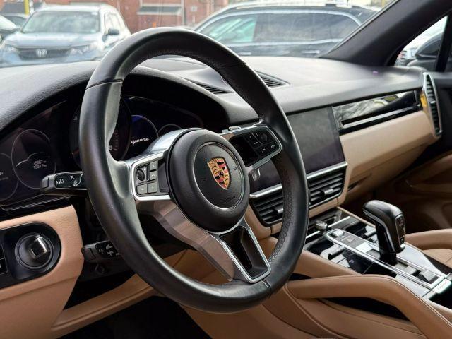 used 2019 Porsche Cayenne car, priced at $27,995