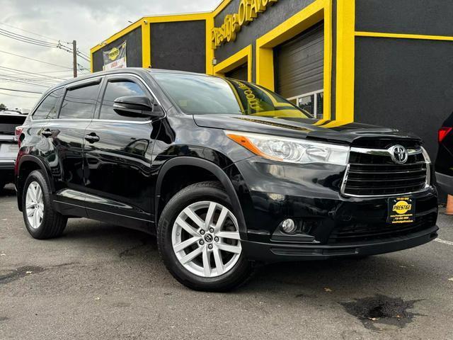 used 2016 Toyota Highlander car, priced at $14,995