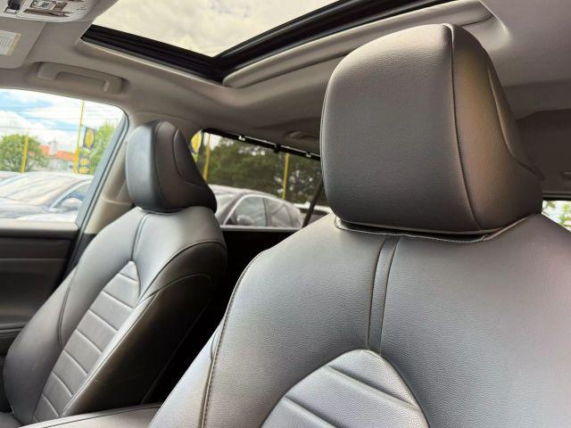 used 2021 Toyota Highlander car, priced at $26,895