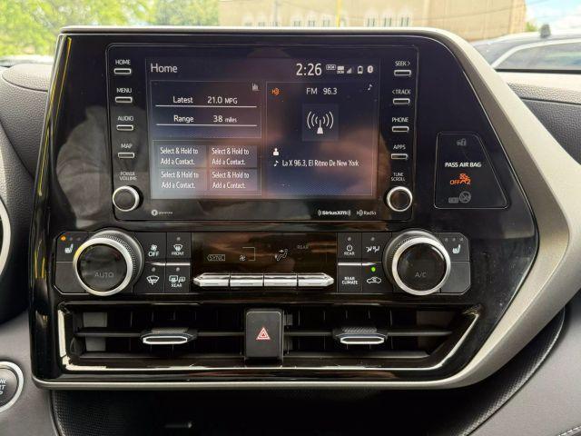 used 2021 Toyota Highlander car, priced at $26,895