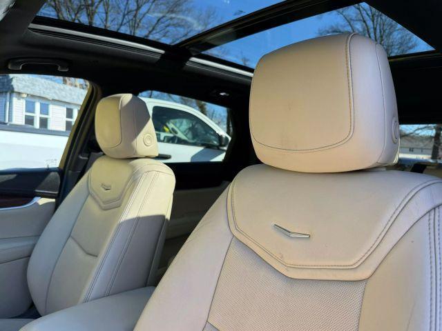 used 2018 Cadillac XT5 car, priced at $14,995