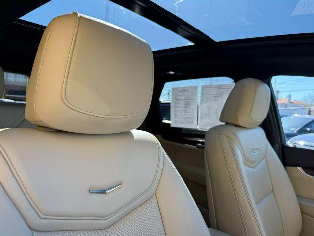 used 2018 Cadillac XT5 car, priced at $14,995
