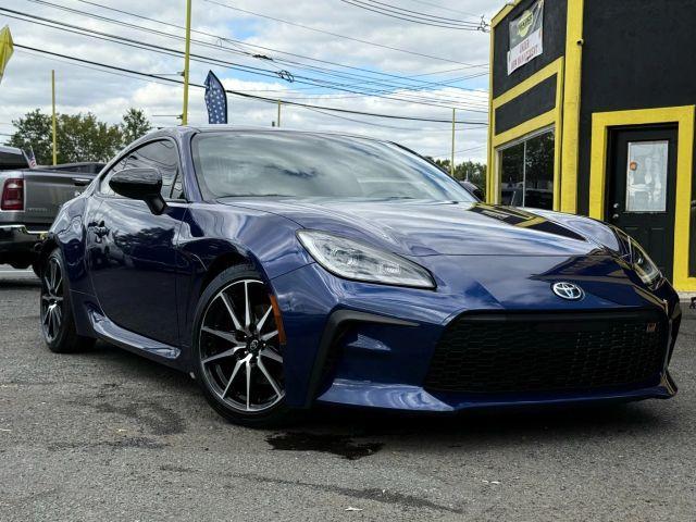 used 2023 Toyota GR86 car, priced at $22,995