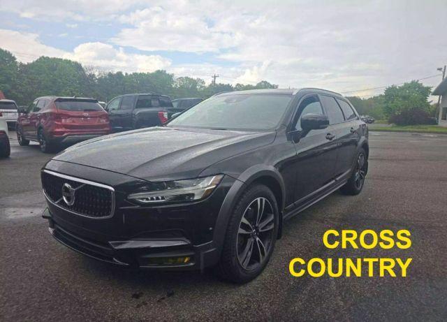 used 2018 Volvo V90 Cross Country car, priced at $24,995