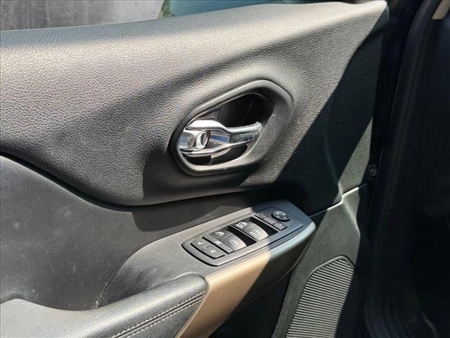 used 2017 Jeep Cherokee car, priced at $13,998