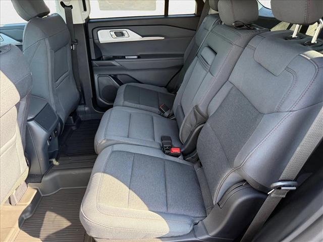 new 2025 Ford Explorer car, priced at $40,161