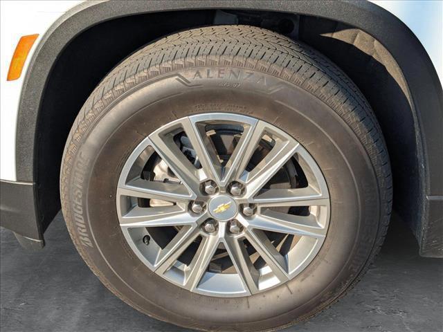 used 2023 Chevrolet Traverse car, priced at $30,940