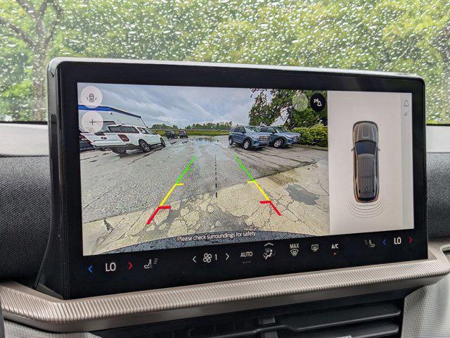 new 2025 Ford Explorer car, priced at $40,522
