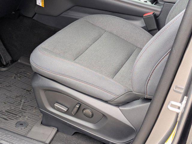 new 2025 Ford Explorer car, priced at $40,522