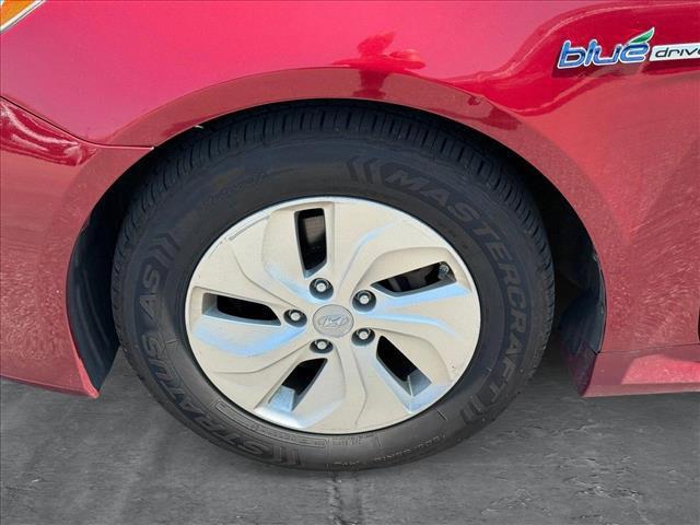 used 2015 Hyundai Sonata Hybrid car, priced at $8,995