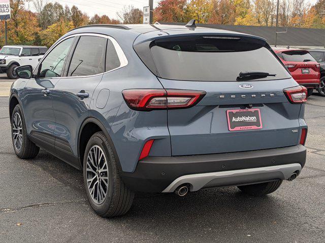 new 2025 Ford Escape car, priced at $40,154