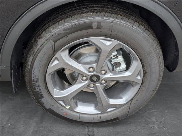 new 2025 Ford Escape car, priced at $30,999