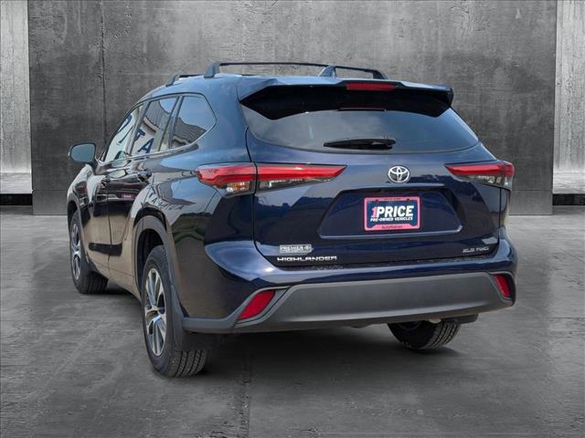 used 2022 Toyota Highlander car, priced at $38,991