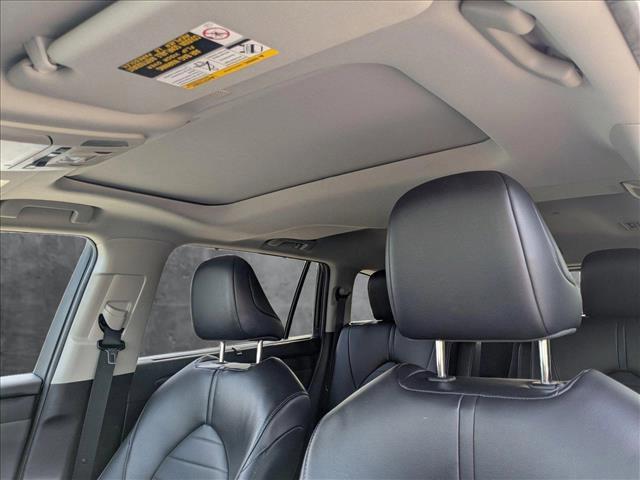 used 2022 Toyota Highlander car, priced at $38,991
