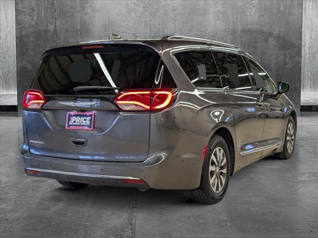 used 2020 Chrysler Pacifica car, priced at $20,993