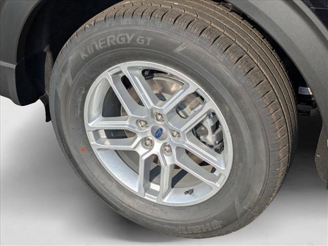 new 2025 Ford Explorer car, priced at $39,785