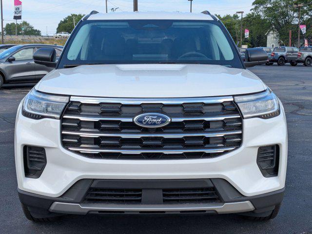 new 2025 Ford Explorer car, priced at $40,512