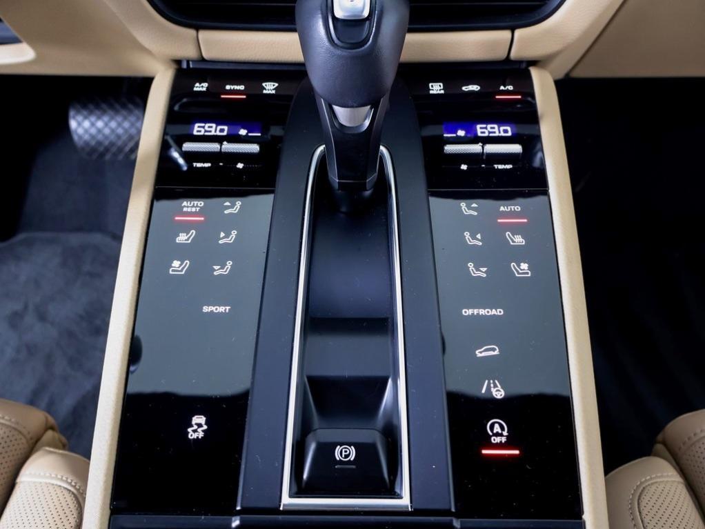 used 2025 Porsche Macan car, priced at $58,500