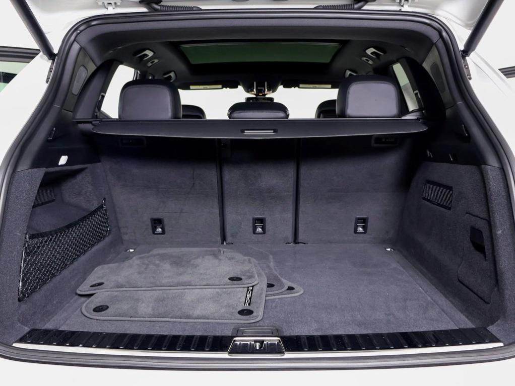 used 2022 Porsche Cayenne car, priced at $56,500